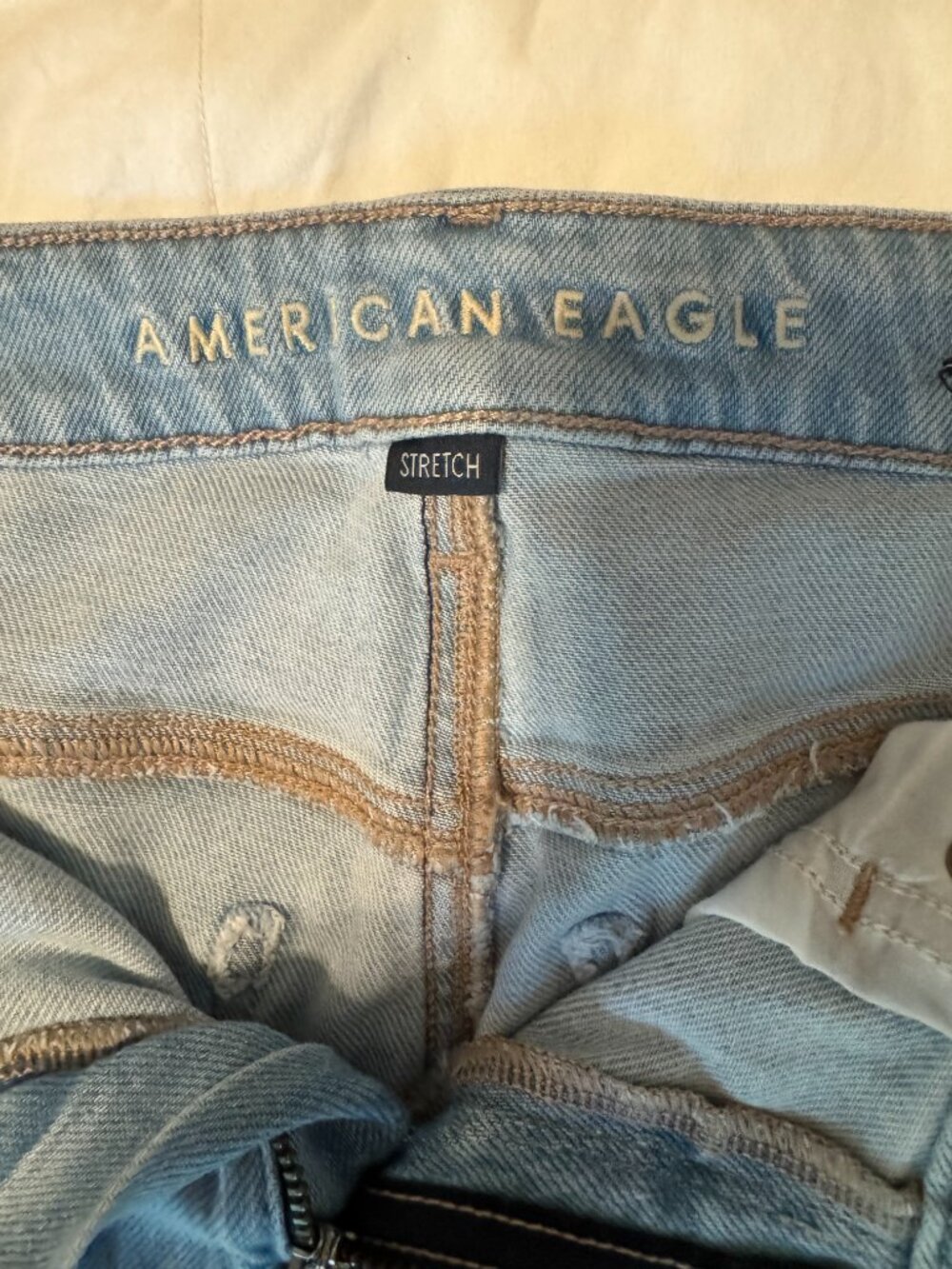 American Eagle Low Rise Embroidered Floral Flare Jeans Size 4 Light Wash NWOT - Picture 6 of 15
